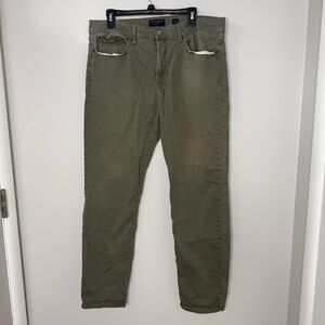 Lucky Brand Men’s 38/32 Green Denim Slacks  Straight Leg Casual Business